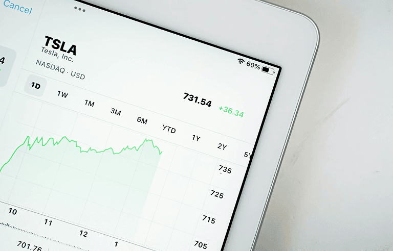 Financial services dashboard